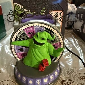 Scentsy Green and Purple Nightmare Warmer